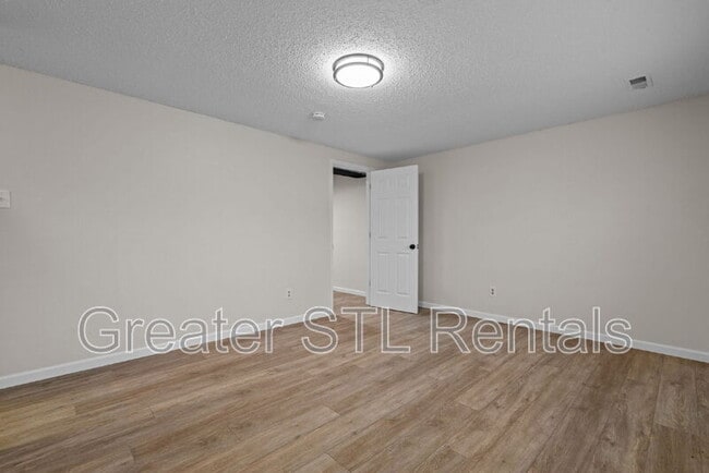 Building Photo - 2344 White Ash Ct