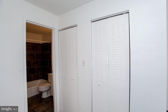 Building Photo - 413 Brandywine Ct