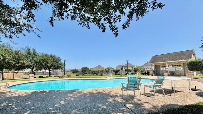 Building Photo - 2103 Orchard Frost Dr