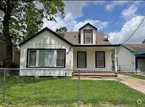 Building Photo - 7139 Linden St