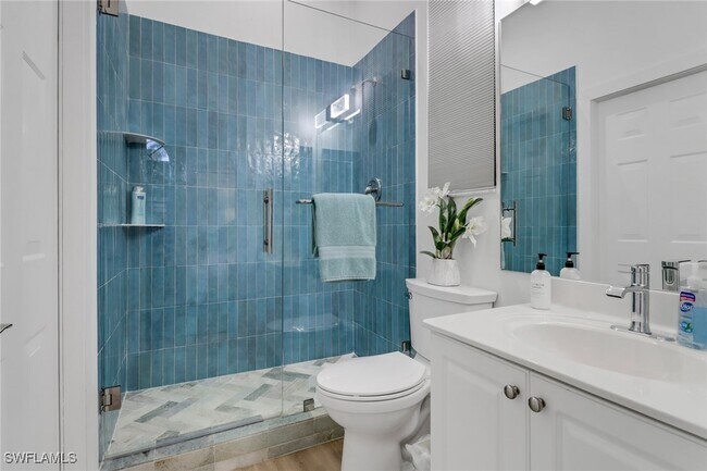 Building Photo - 1106 Jardin Dr