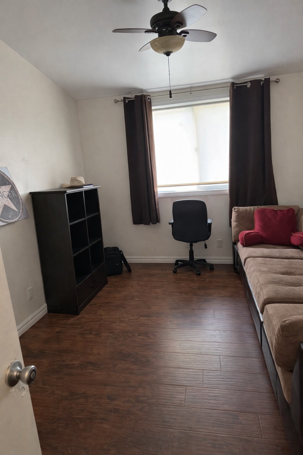 Building Photo - 148 Galsworthy St