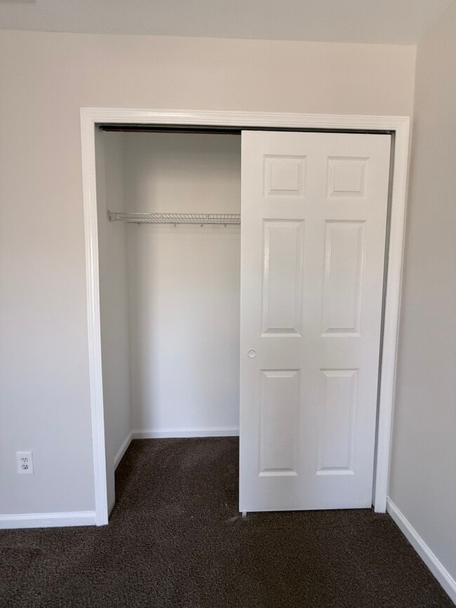 Building Photo - 67 Serenity Ct