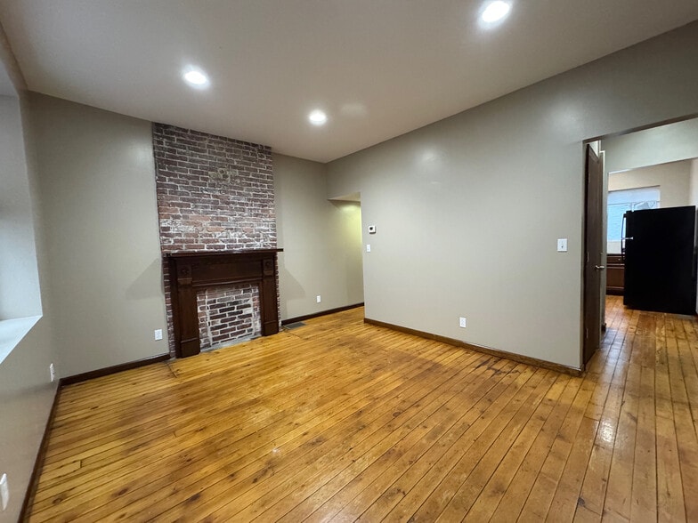 Building Photo - 5133 Kent Way