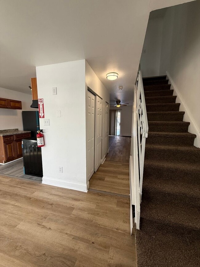 Building Photo - 1438 S 8th St