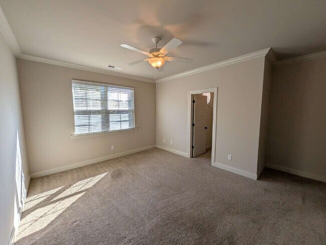 Building Photo - 4140 Fieldstone Lp