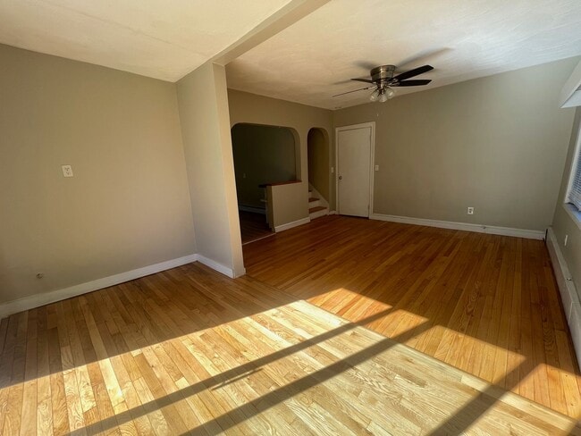 Building Photo - 296-298 Hurley Street