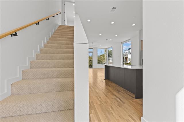Building Photo - 4210 Delano Pl