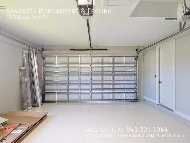 Building Photo - 3373 Eagle Pass St