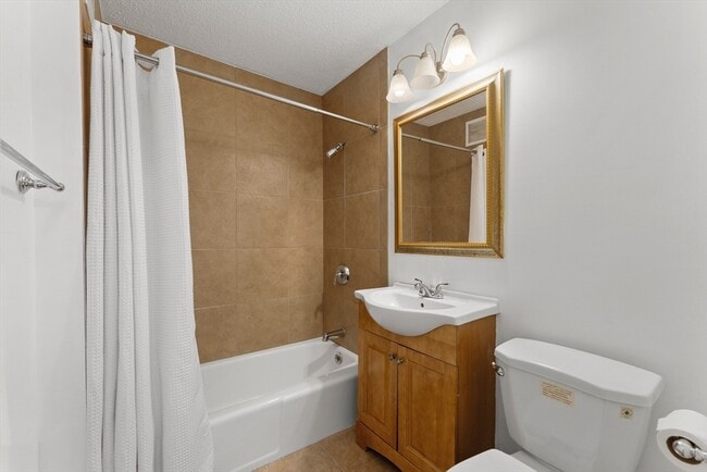 Building Photo - 151 Tremont St
