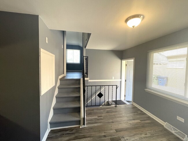Building Photo - 3139 Maize Rd