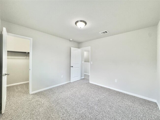 Building Photo - 308 Craters of the Moon Blvd