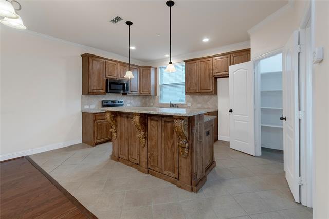 Building Photo - 2500 Rockbrook Dr