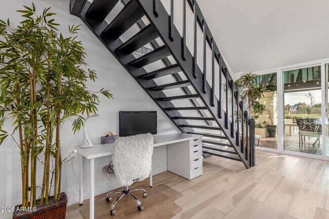 Building Photo - 2529 N Miller Rd