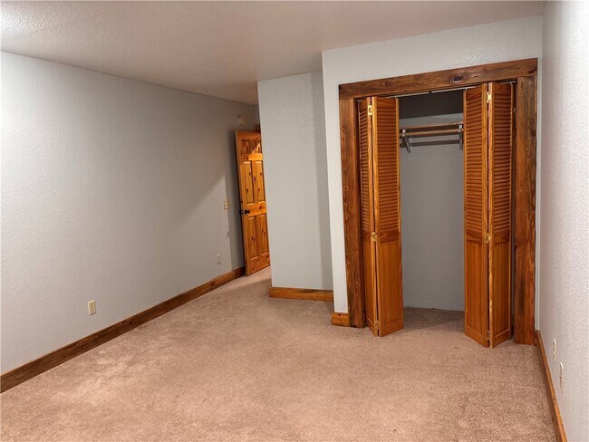 Building Photo - 15258 Shipe Rd
