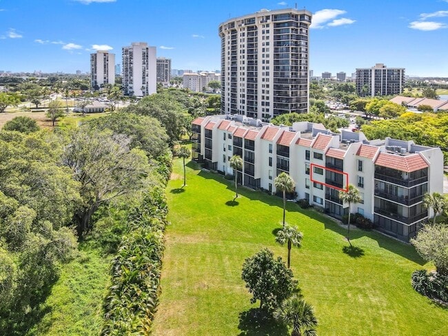 Building Photo - 2500 Presidential Way