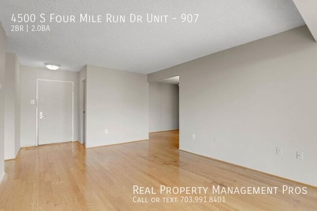 Building Photo - 4500 S Four Mile Run Dr