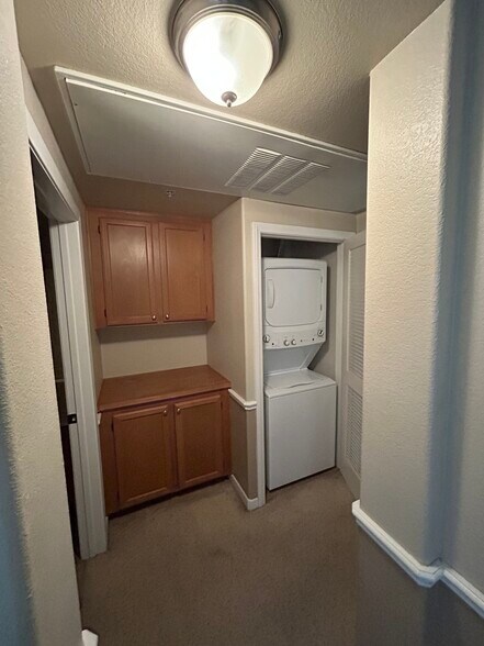 Building Photo - 7647 Mission Gorge Rd