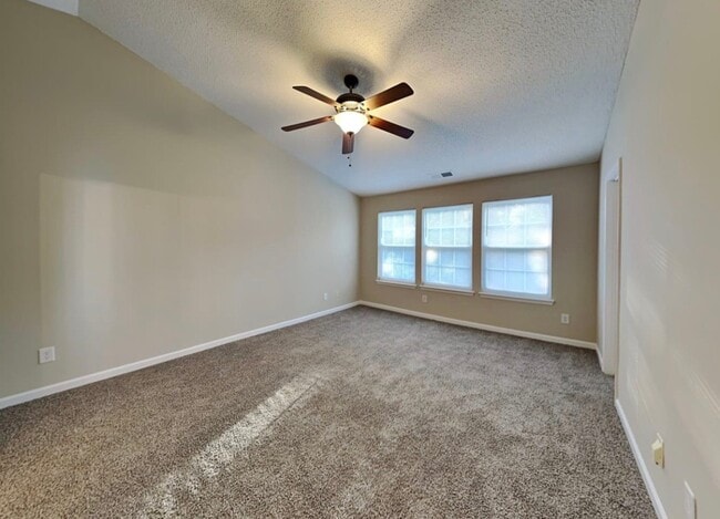 Building Photo - 4407 Staffordshire Ln