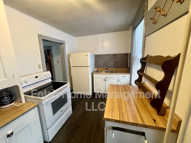 Building Photo - 1287 W Penn Ave