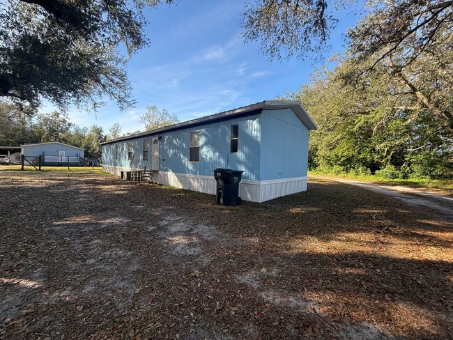 Primary Photo - Beautiful 3/2 Mobile Home