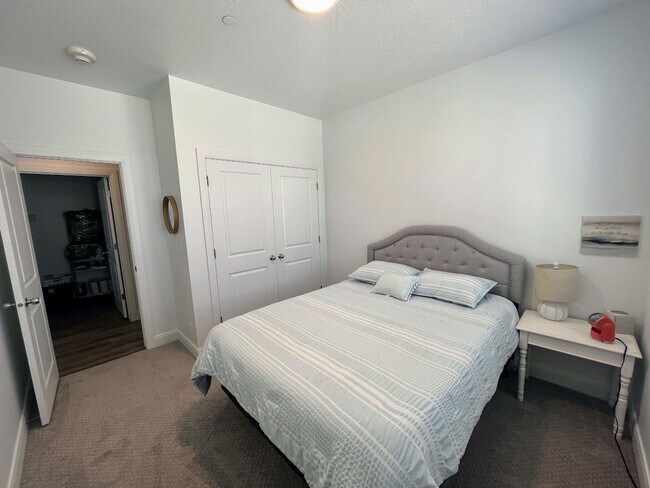 Building Photo - Experience Resort-Style Living in Desert Color!