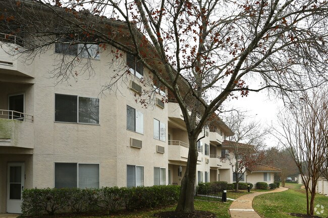 Building Photo - Solstice Senior Living