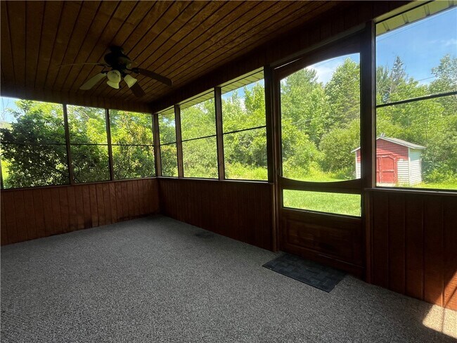 Building Photo - 520 Etna Rd