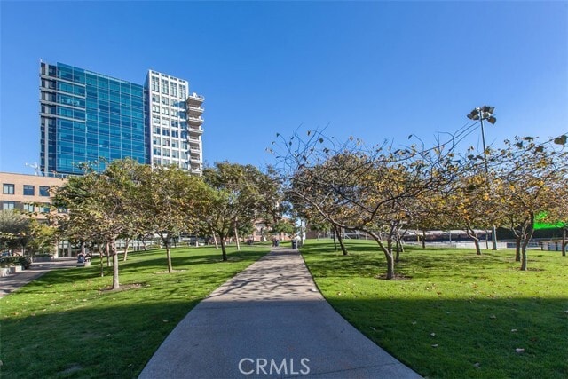 Building Photo - 525 11th Ave