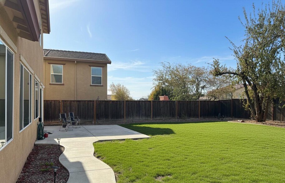 Building Photo - 5608 Monaghan Way