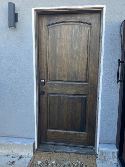 Building Photo - 3749 Hillcrest Dr