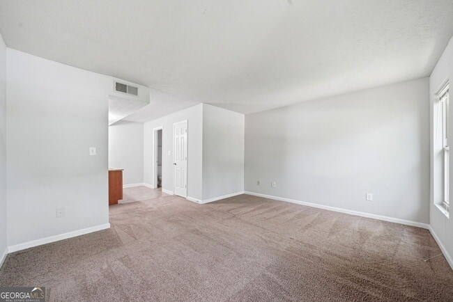 Building Photo - 117 Brittany Ct