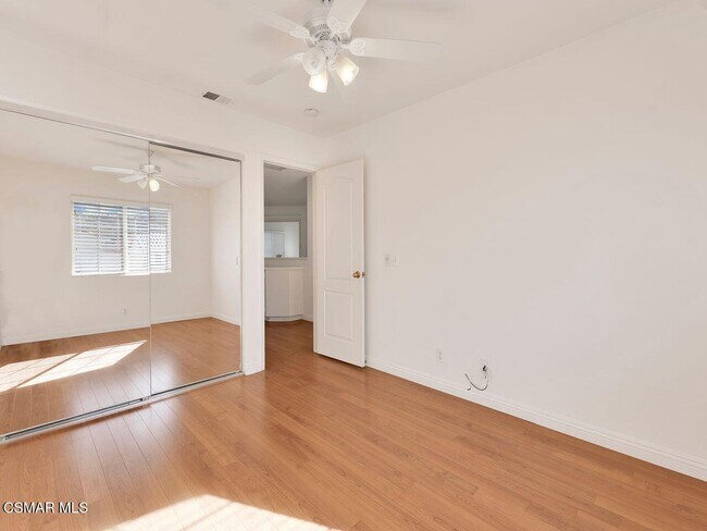 Building Photo - 3865 Angeline St