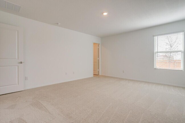 Building Photo - Amazing Northpointe Cottage- 3 Bed, 2 Bath- Eagle Mountain Saginaw ISD- 76179