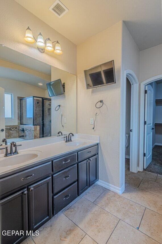 Building Photo - 2058 Bluff Creek St