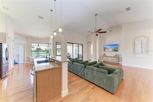 Building Photo - 14325 Sundial Pl