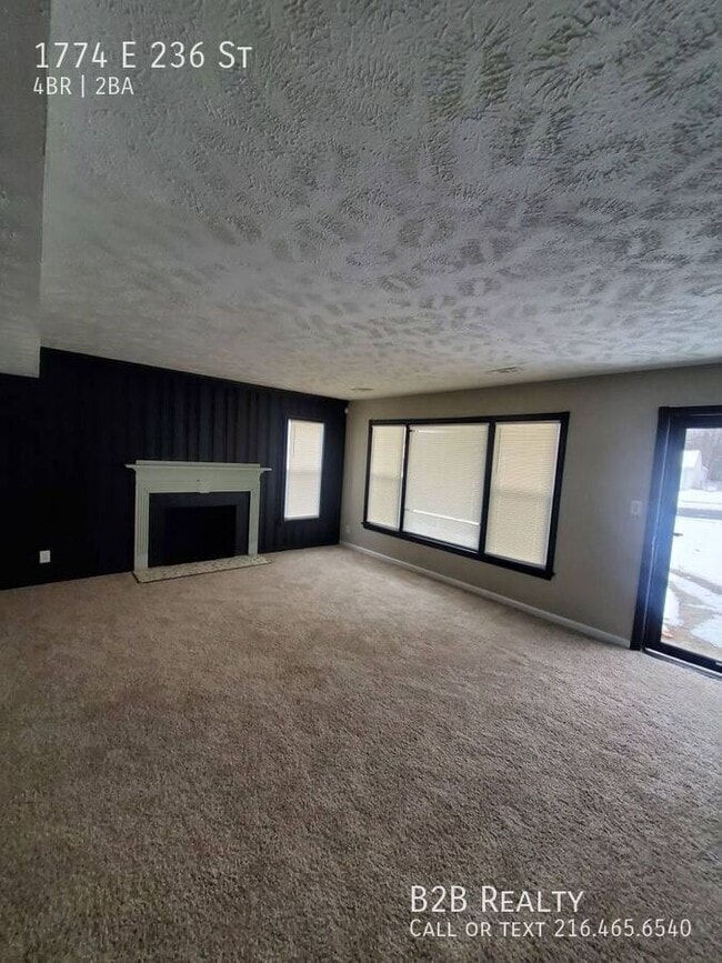 Building Photo - 1774 E 236th St