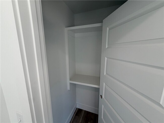 Building Photo - 2091 W Ora Dr