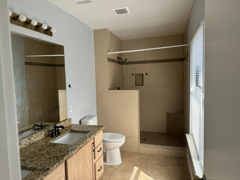 Building Photo - 7622 Forest Vale