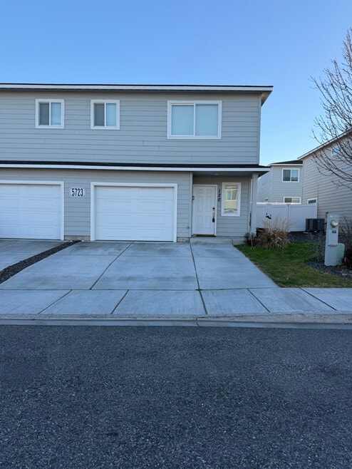 Building Photo - 5723 W Albany Pl