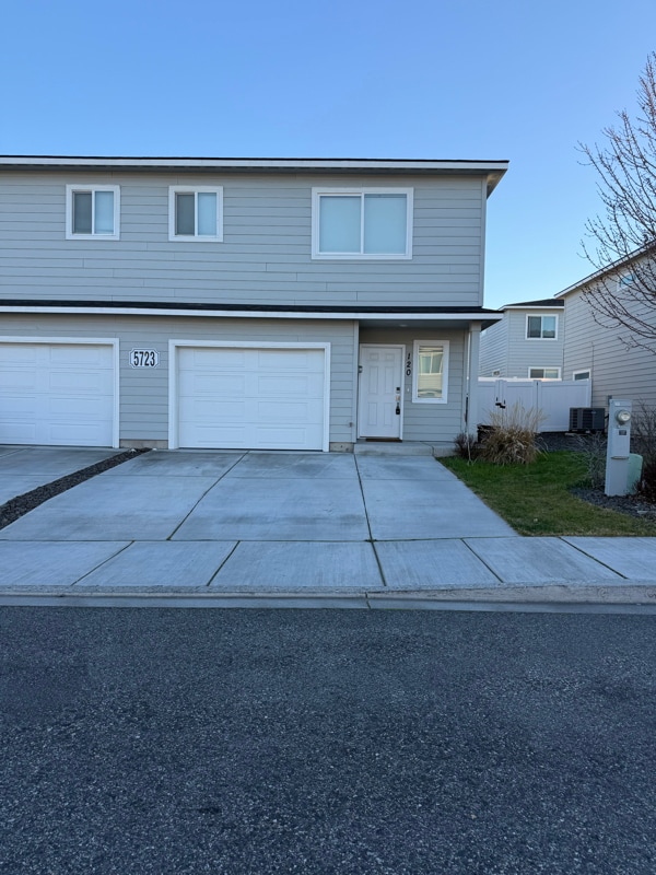 Building Photo - 5723 W Albany Pl