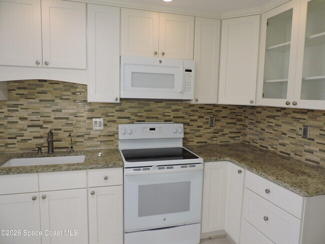 Building Photo - 8520 US-1