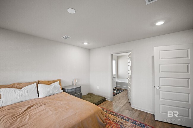 Building Photo - 12921 Pr Fld Dr