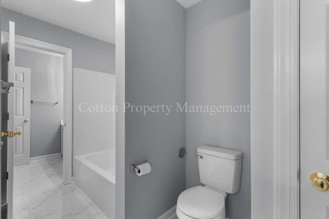 Building Photo - 4728 Wedgefield Dr