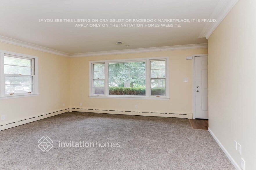 Building Photo - 1407 Highland Ave