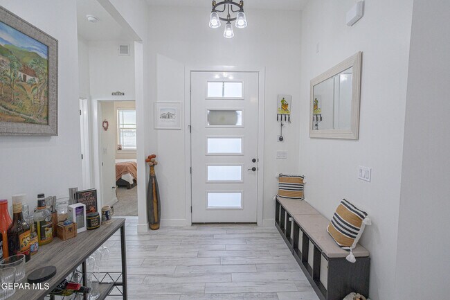Building Photo - 13820 Paseo de Loma Ct