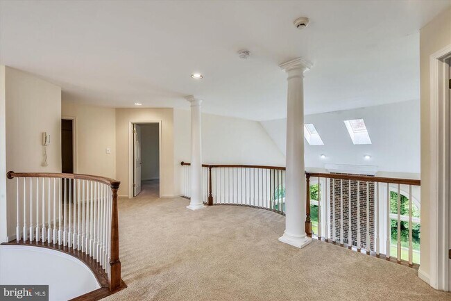 Building Photo - 9715 Middleton Ridge Rd