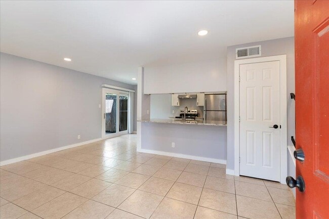 Building Photo - 1703 Coronado Hills Dr