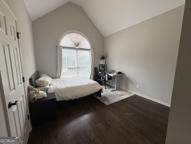 Building Photo - 3755 Ridgeside Ct