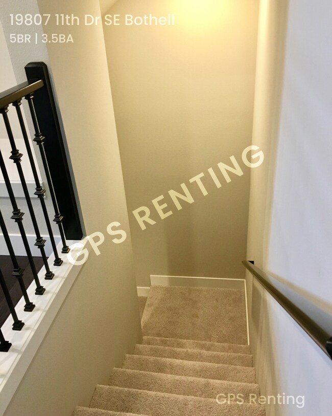 Building Photo - 19807 11th Dr SE